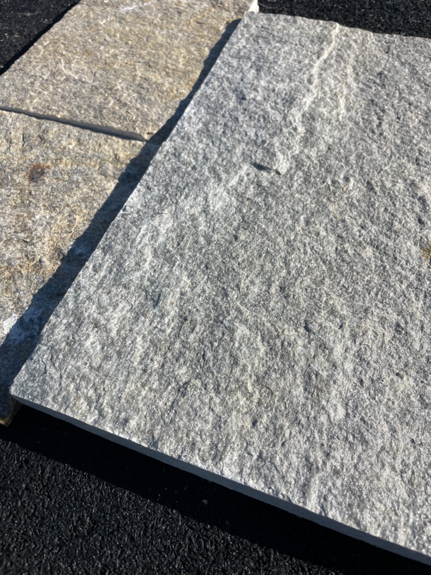 Obklad Gneiss 4x Cut Formát